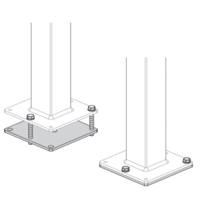 Contre-plaque au sol pour cloison grillagée