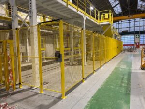 Installation de cloisons grillagées pour délimitation d’une zone de maintenance