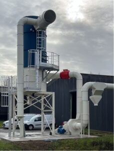 Installation d’une solution complète de dépoussiérage pour une menuiserie industrielle